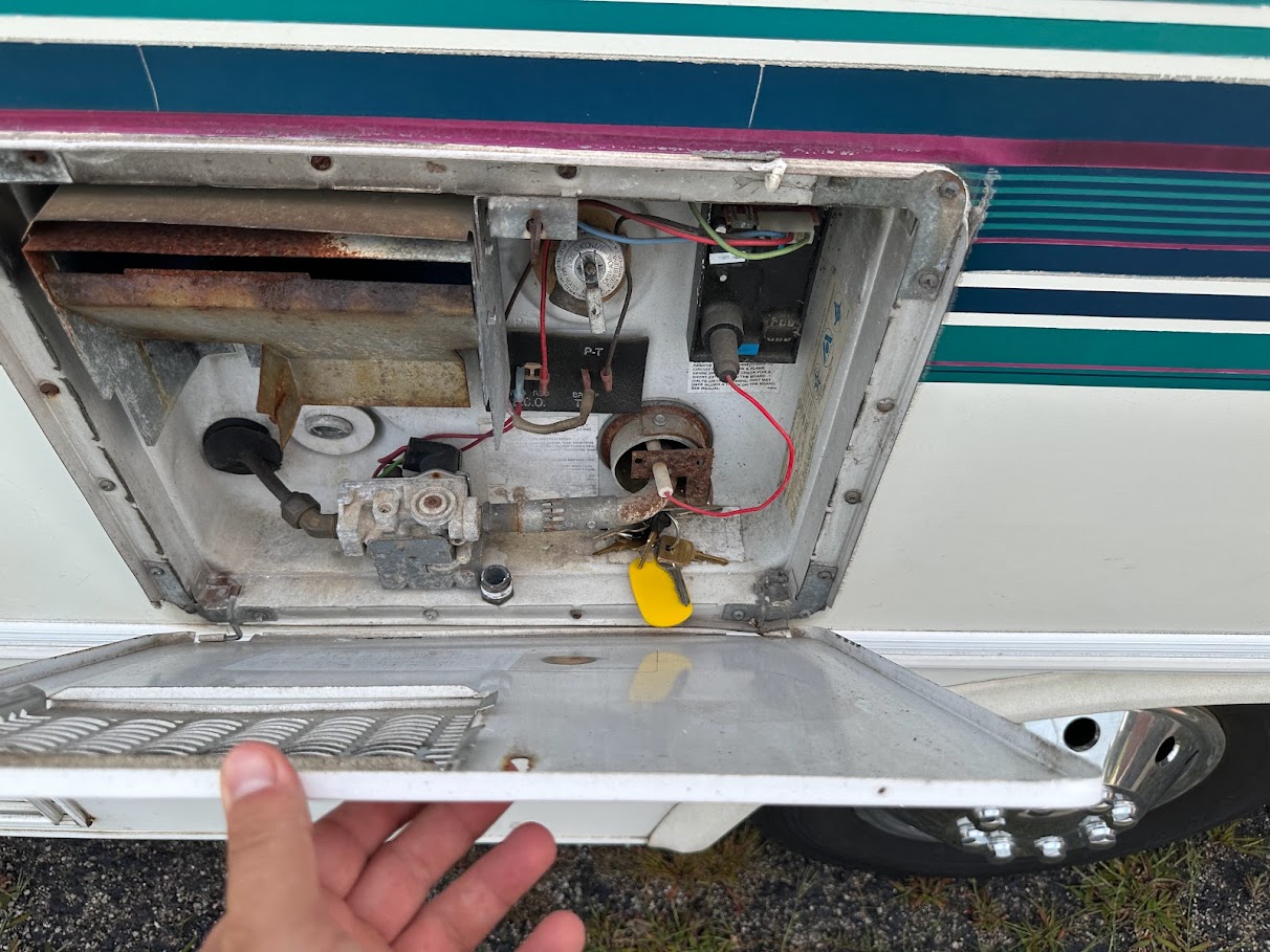 Utility / hookup compartment